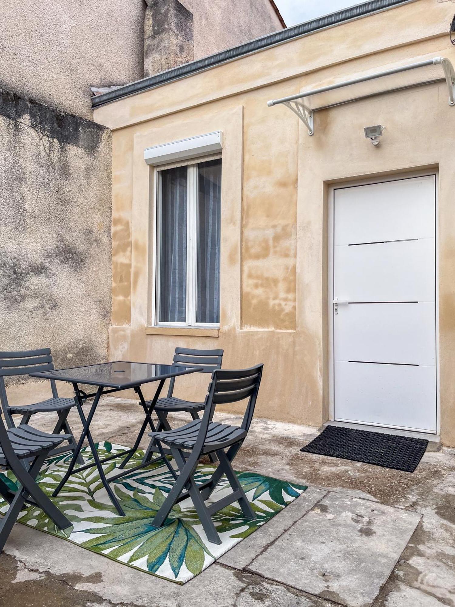 Echoppe Typique Avec Terrasse Villa Talence Bagian luar foto